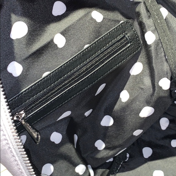 101 Dalmatians Loungefly Backpack - Picture 9 of 10